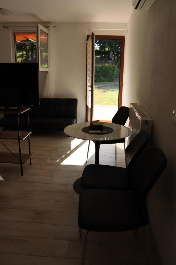 Apartments Matelici Divsici Ngoại thất bức ảnh